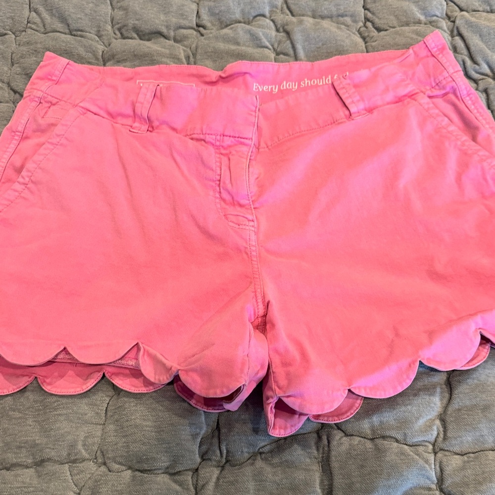 Vineyard Vines High Waist Pink Scalloped Shorts